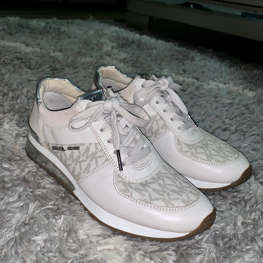 Michael Kors Sneakers 👟